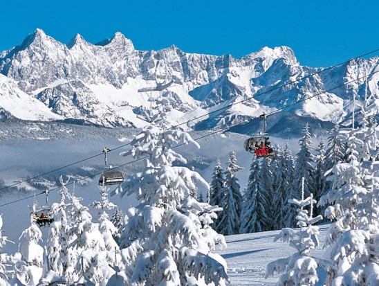 Blick auf verschneite Berggipfel © Altenmarkt-Zauchensee Tourismus